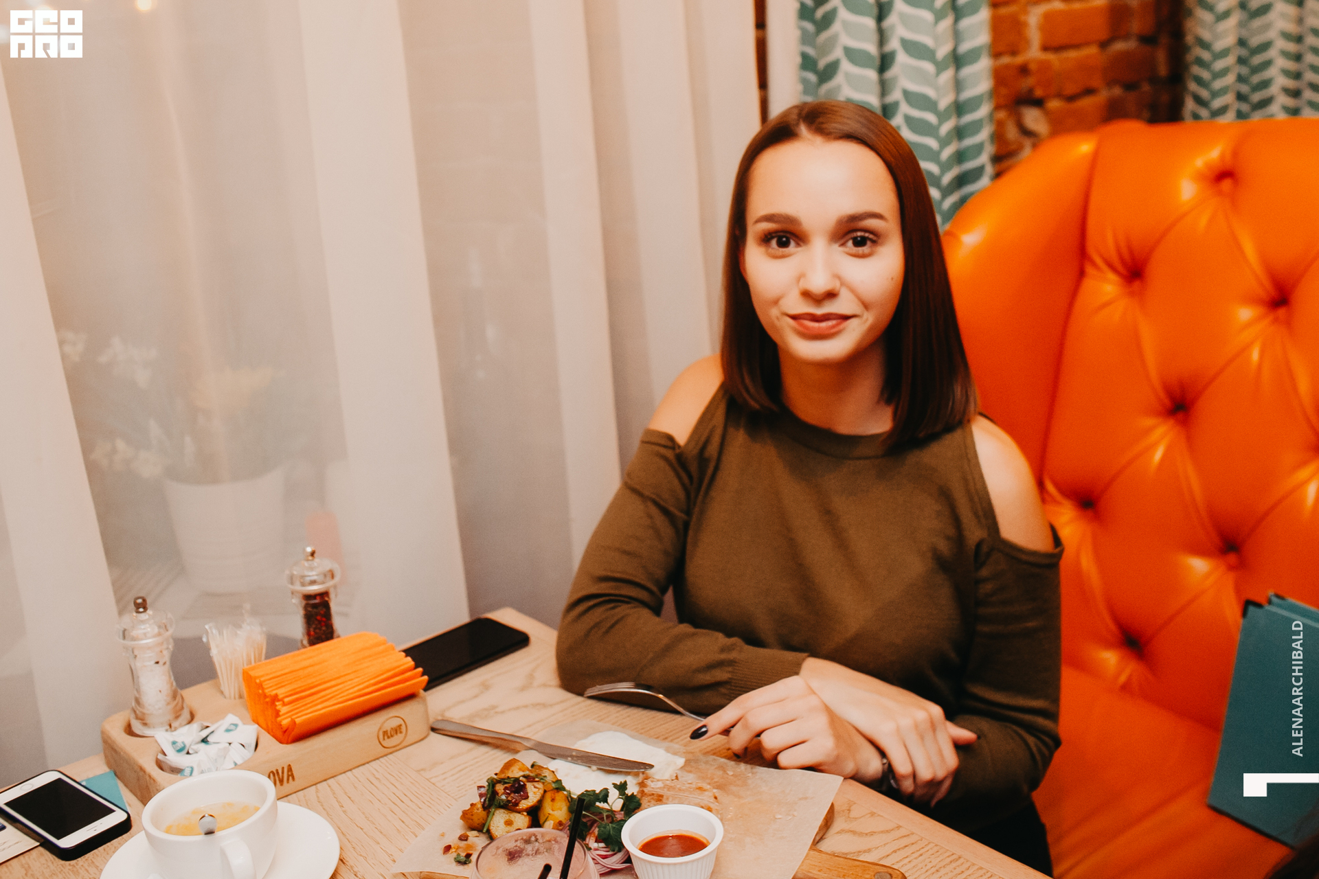 2019-10-25 20-00-00_alenaarchibald_0009.jpg