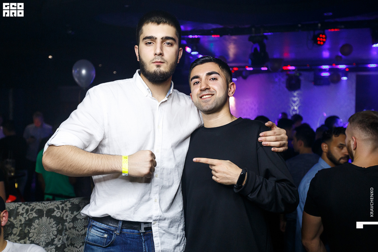Student night/Forever 18 28
