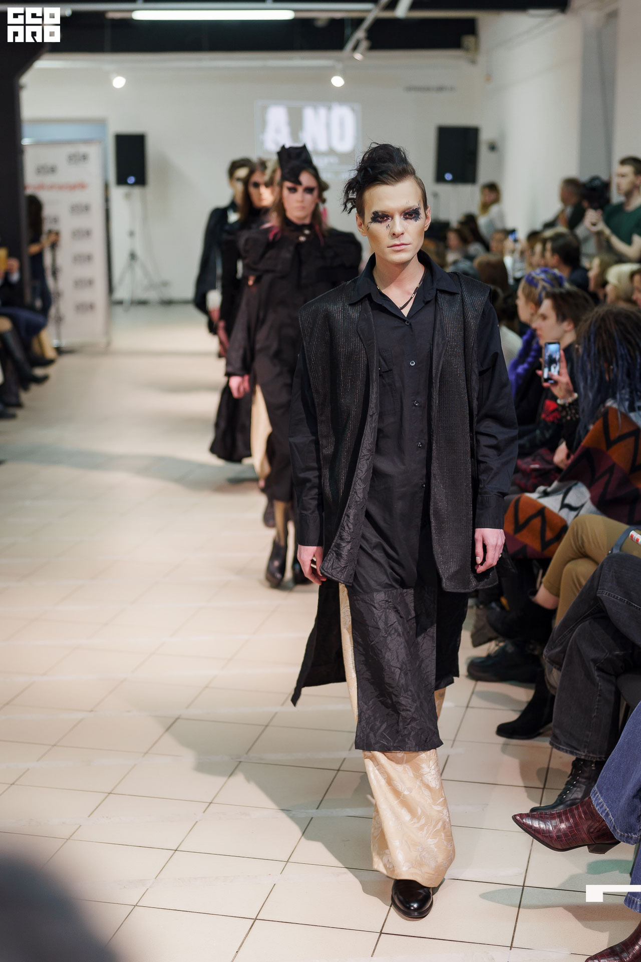 01.02.20_StreetFashionShow АртМуза_0704.JPG