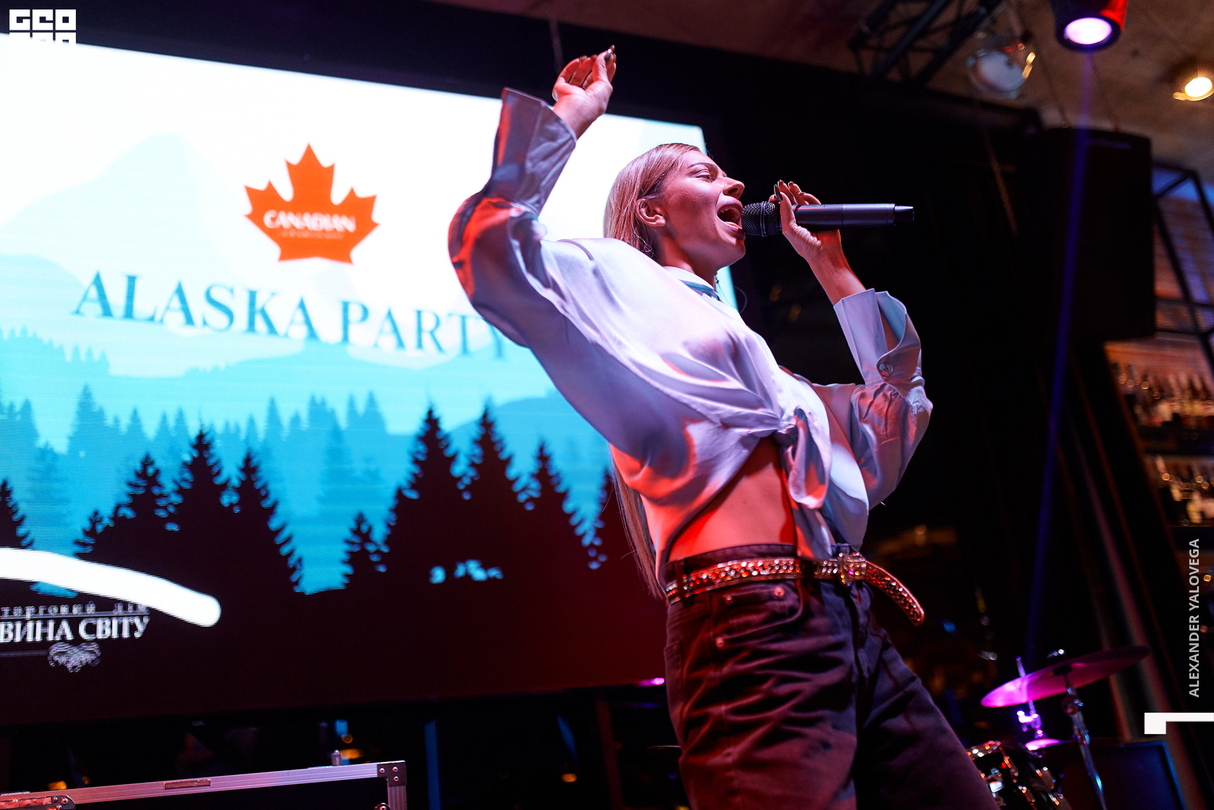Alaska party в Canadian Club & Restaurant 15