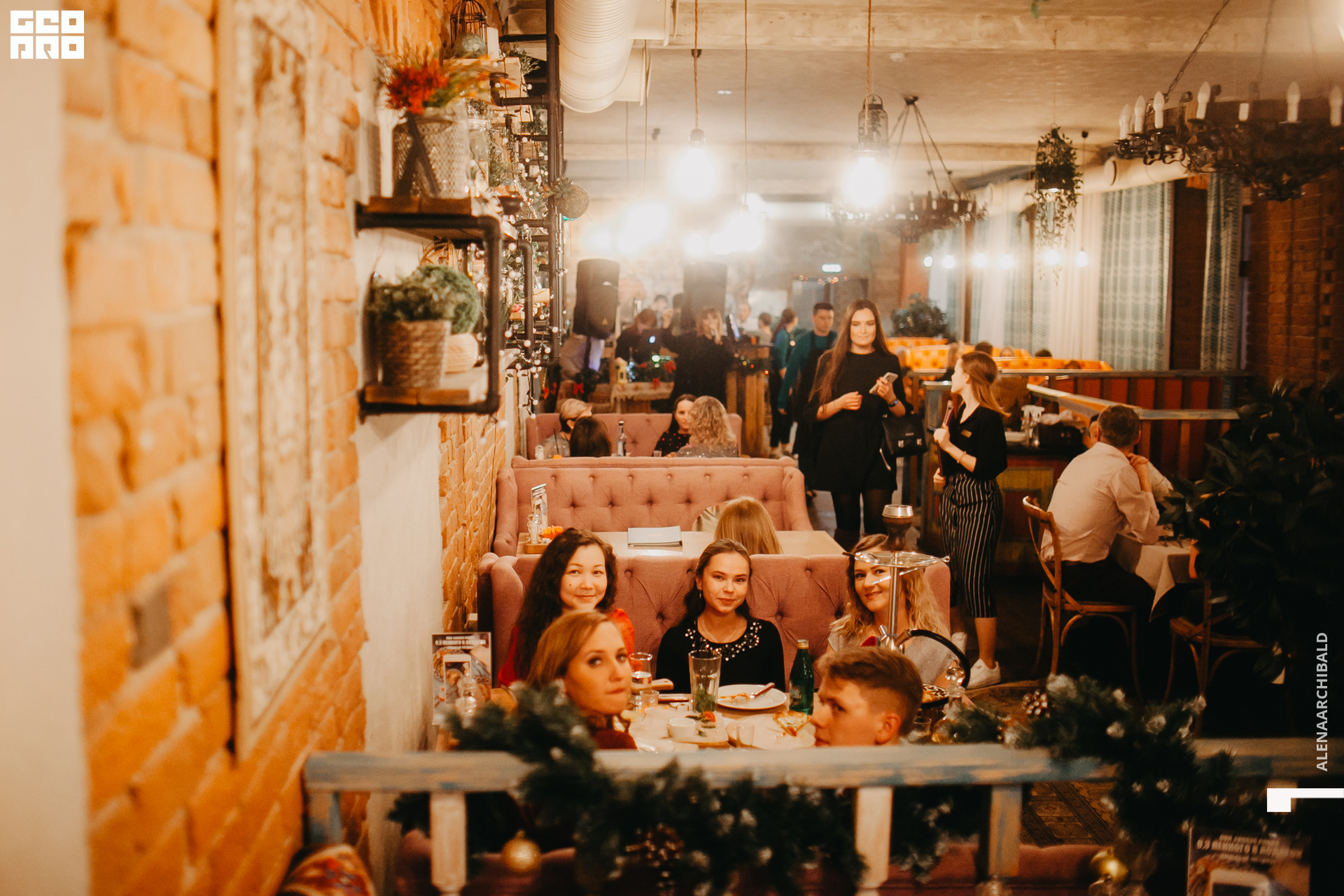 2019-12-20 20-00-13_alenaarchibald_0017.jpg