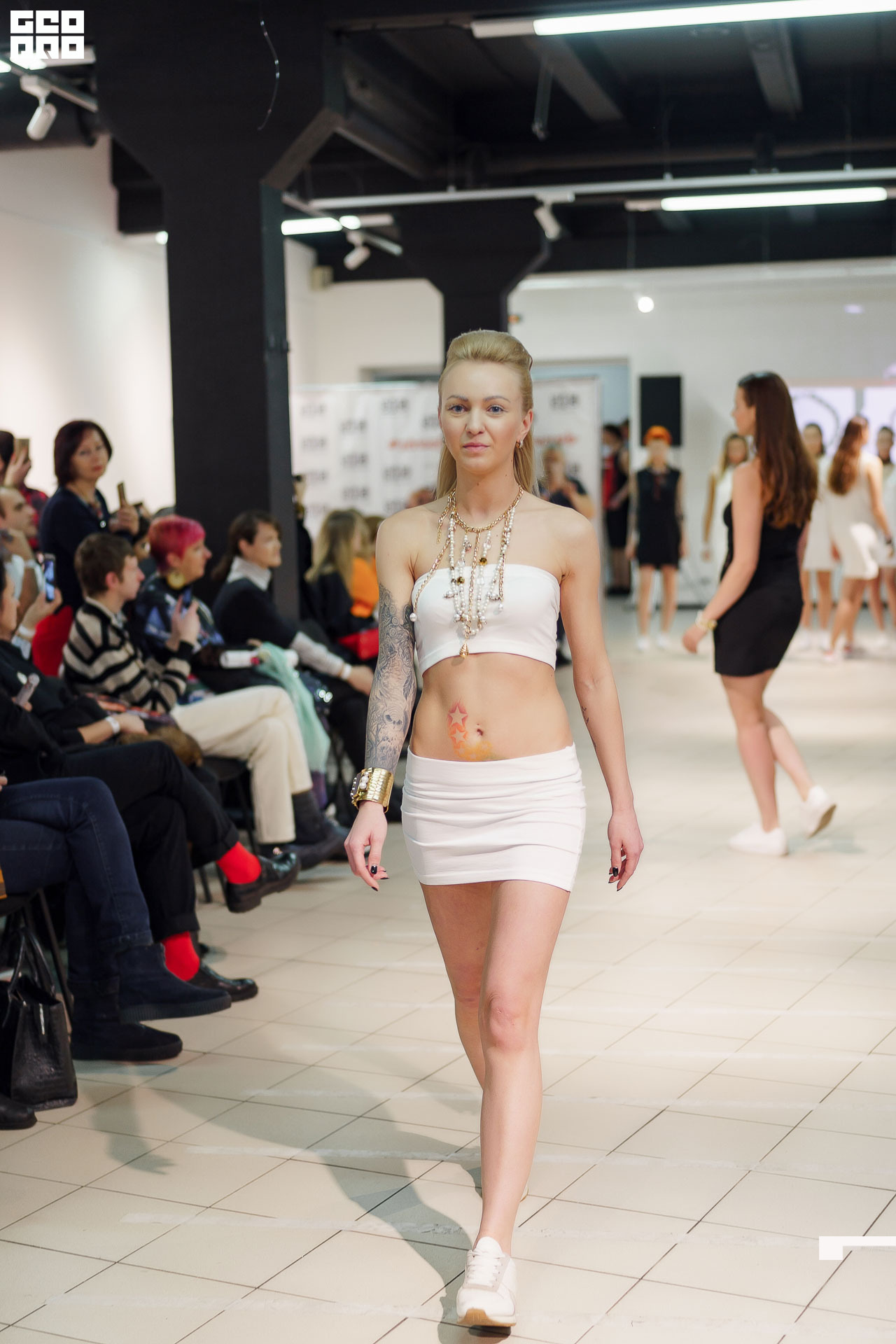 01.02.20_StreetFashionShow АртМуза_0892.JPG