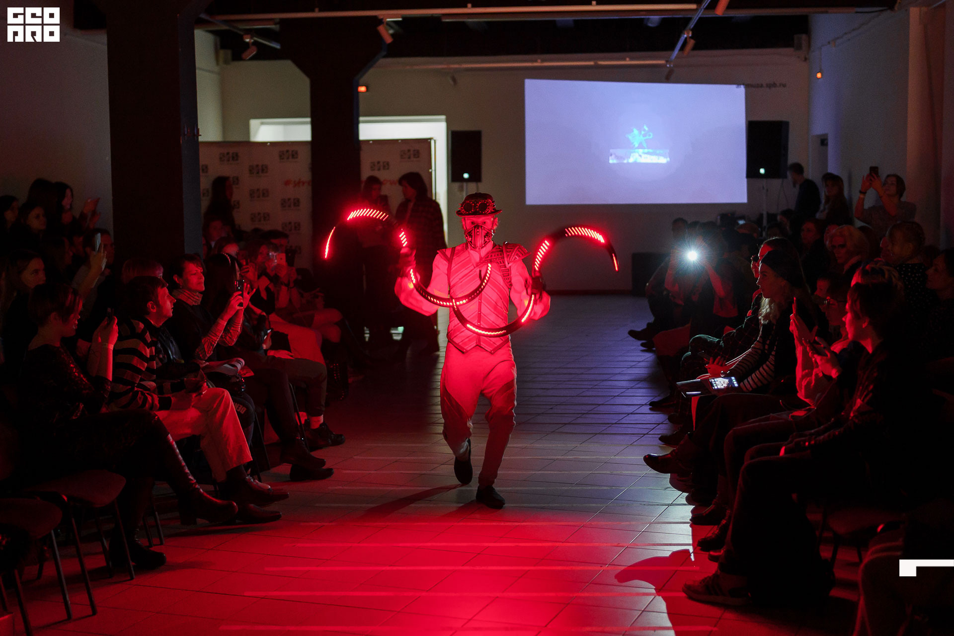 01.02.20_StreetFashionShow АртМуза_0457.JPG