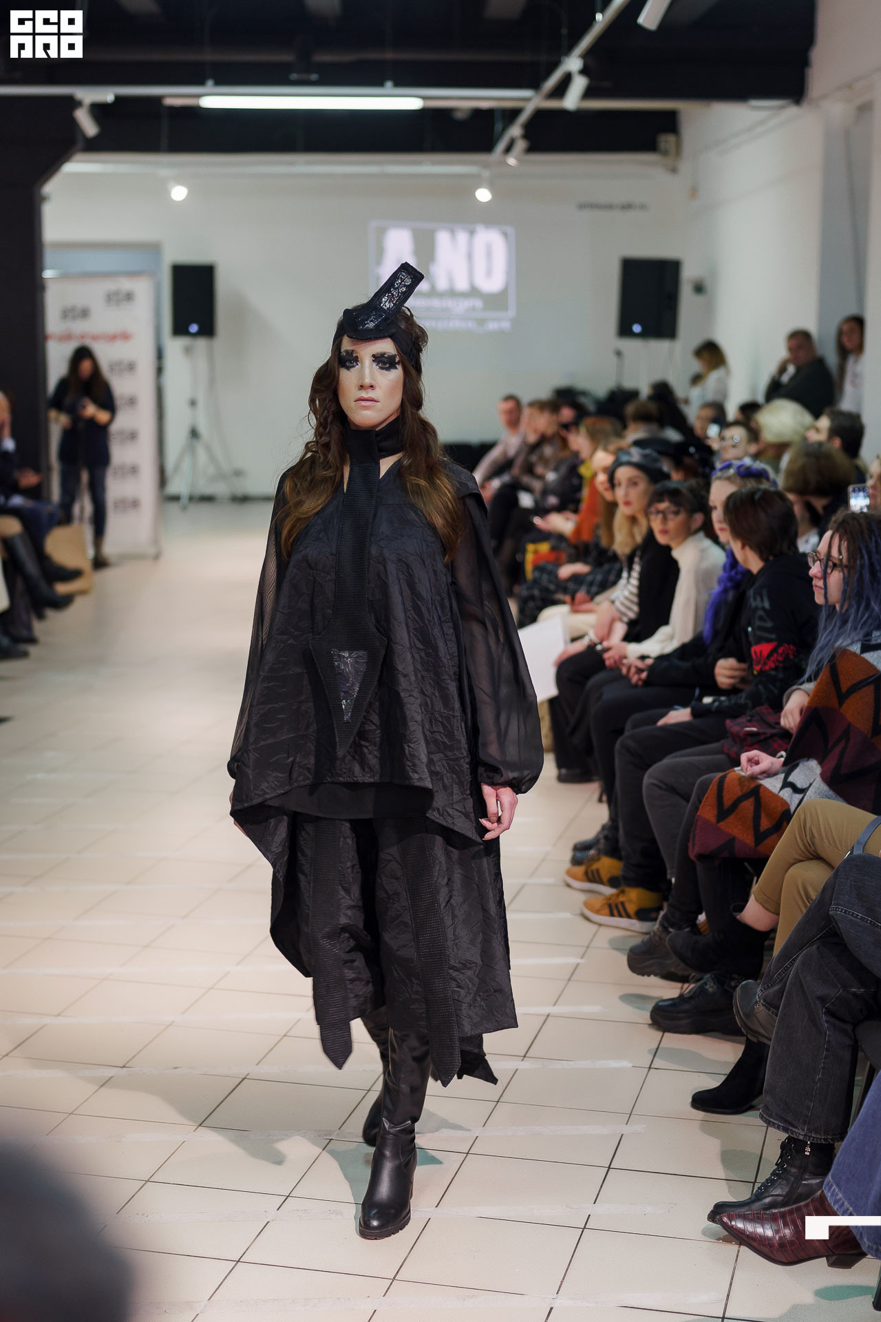 01.02.20_StreetFashionShow АртМуза_0691.JPG