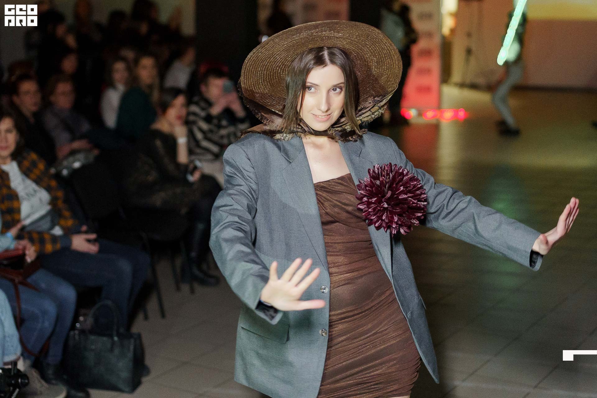 01.02.20_StreetFashionShow АртМуза_0478.JPG