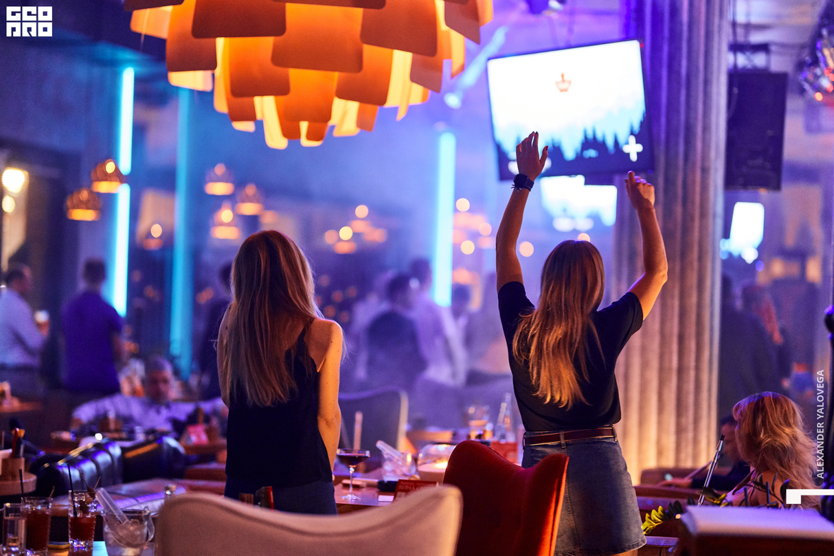 Alaska party в Canadian Club & Restaurant 7