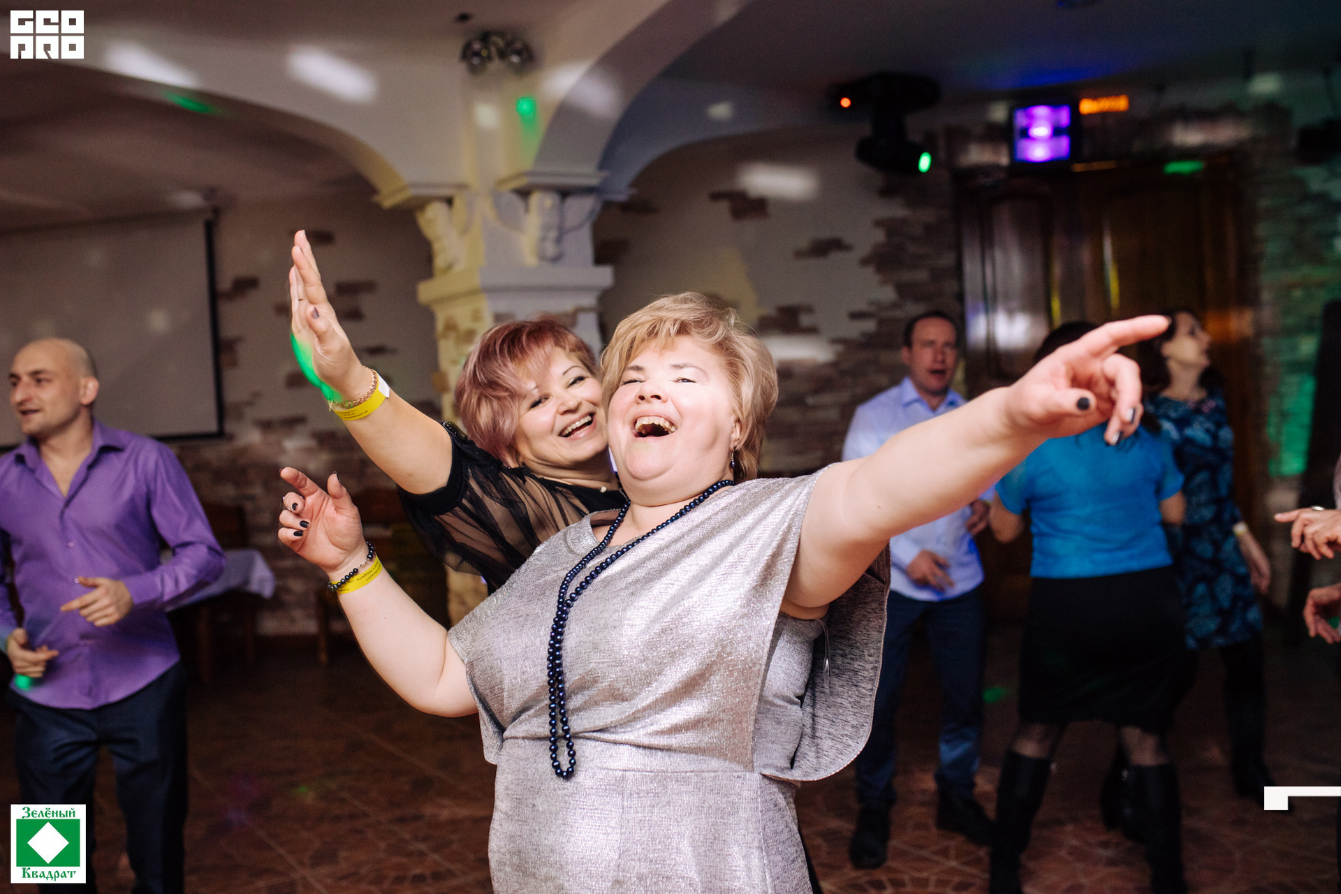 20-02-08 22-22-22-2.jpg