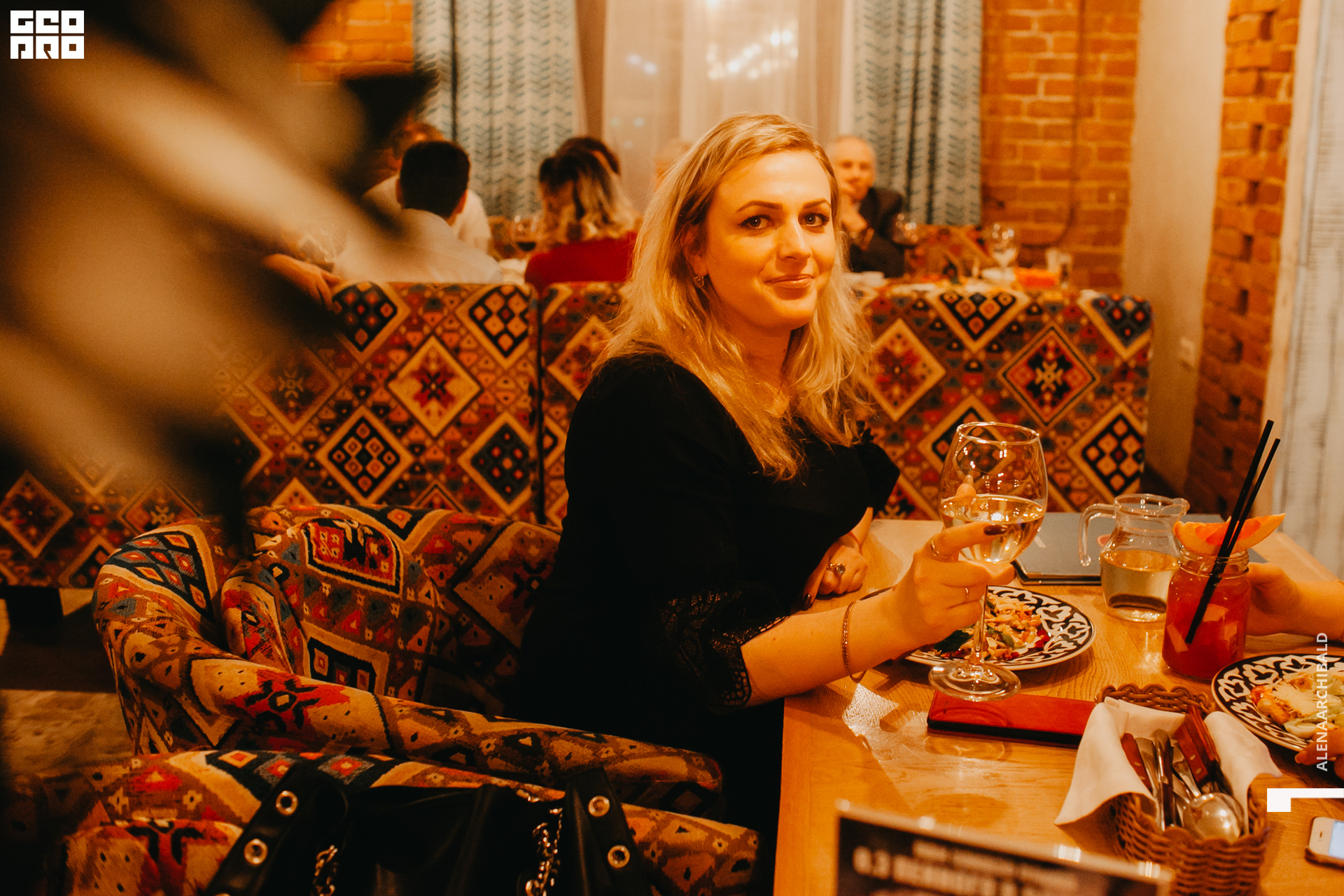 2019-11-22 20-00-21_alenaarchibald_0083.jpg