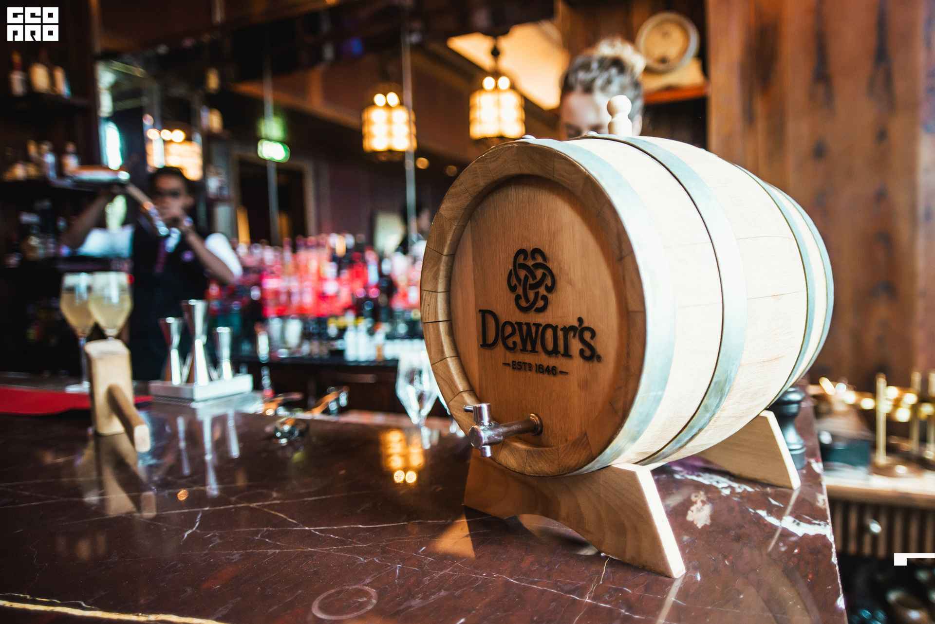 Hendricks-Geometria.tv. -DF0032.jpg