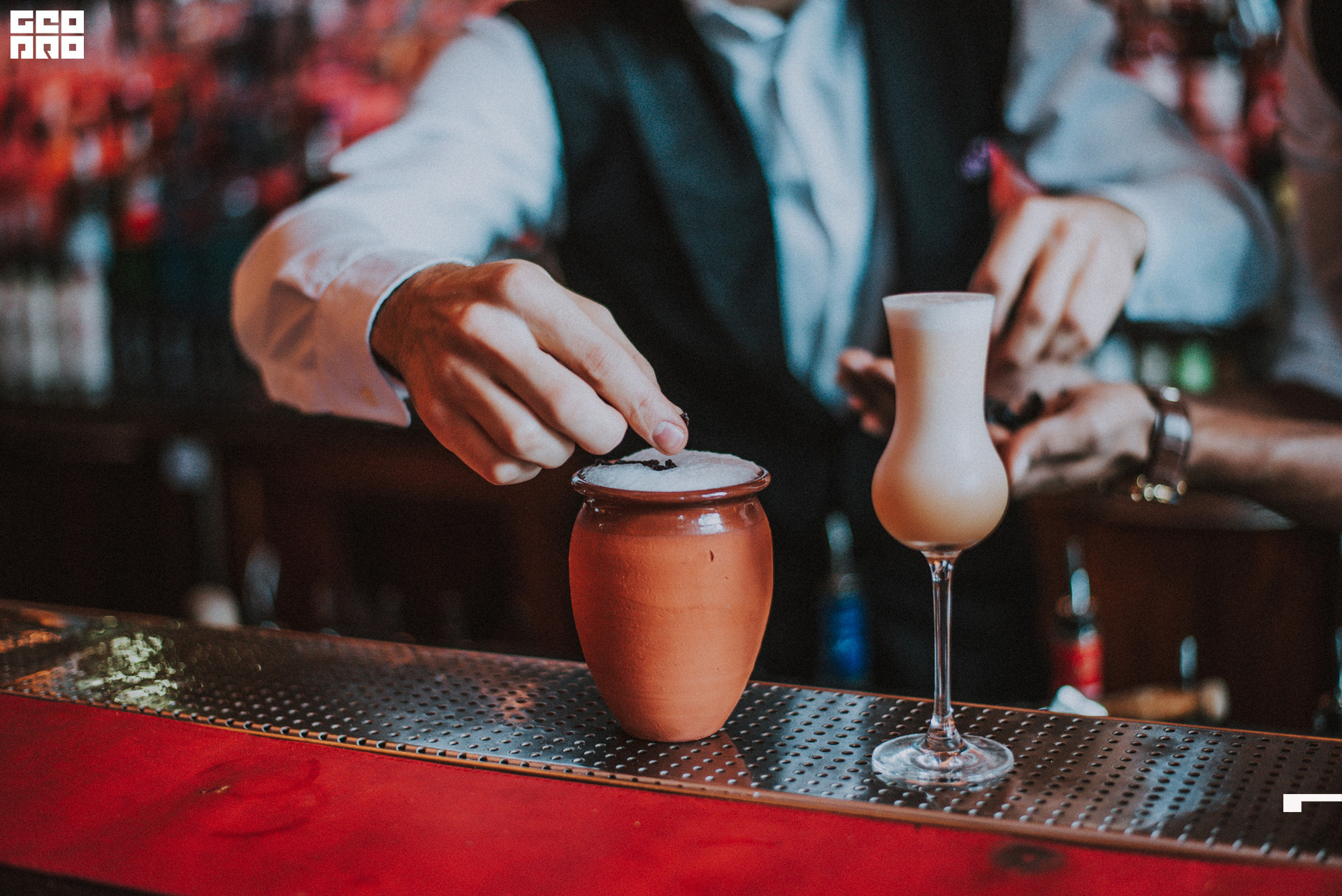 Hendricks-Geometria.tv. -DF0105.jpg