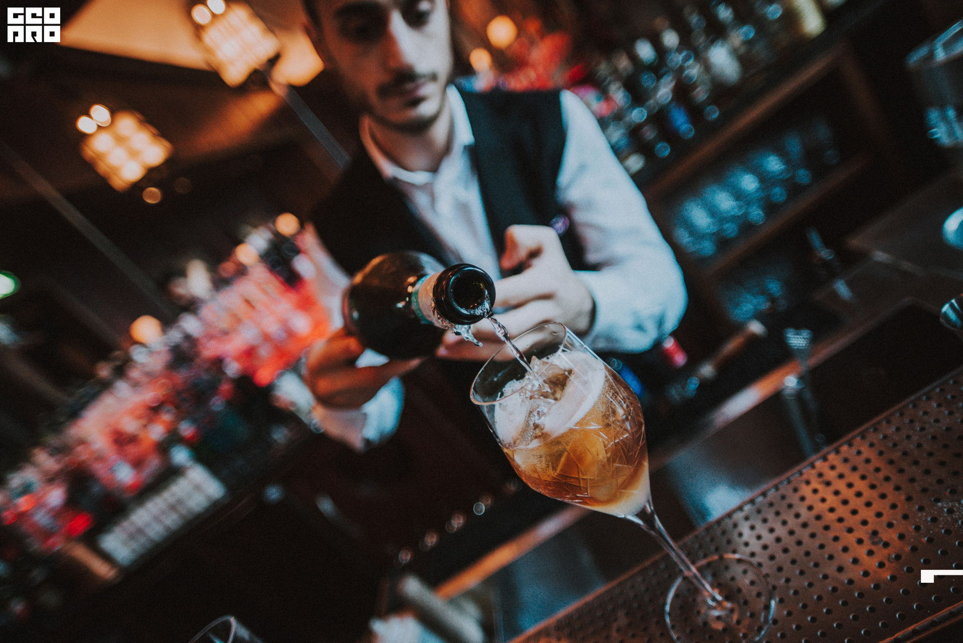 Hendricks-Geometria.tv. -DF0019.jpg