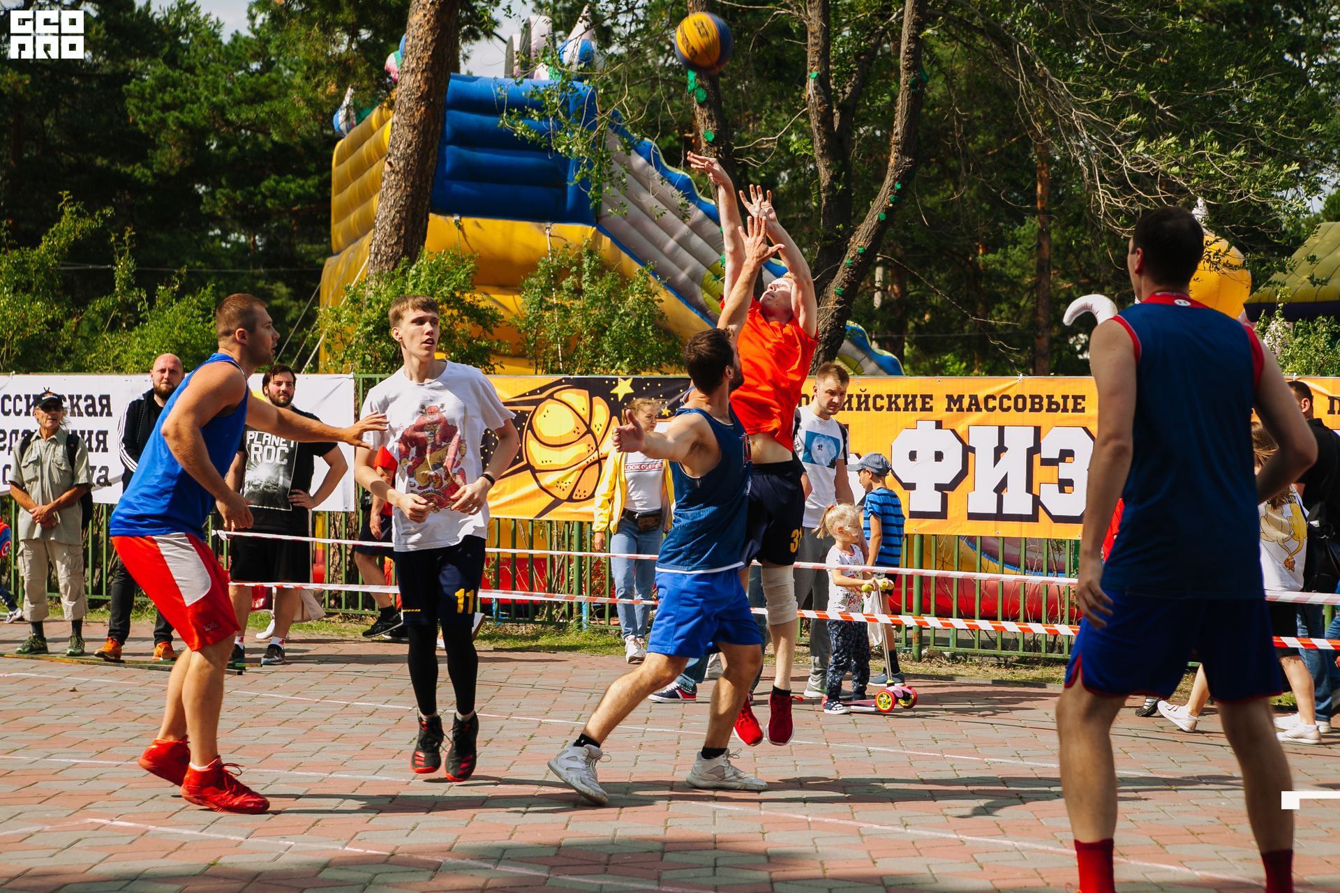 0329 190810 Оранжевый мяч.jpg