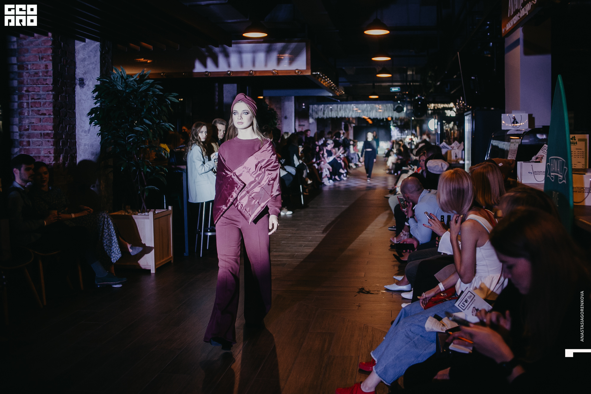 2019-09-14 20-49-14_alenaarchibald_.jpg