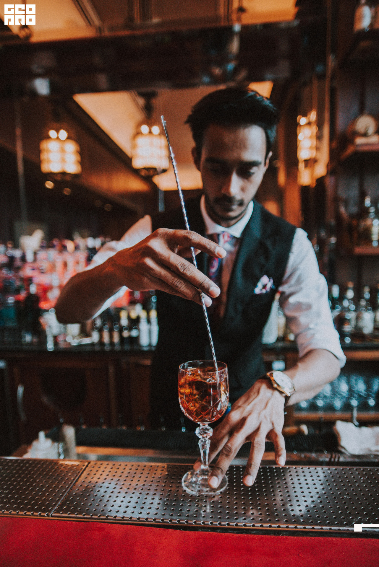 Hendricks-Geometria.tv. -DF0084.jpg