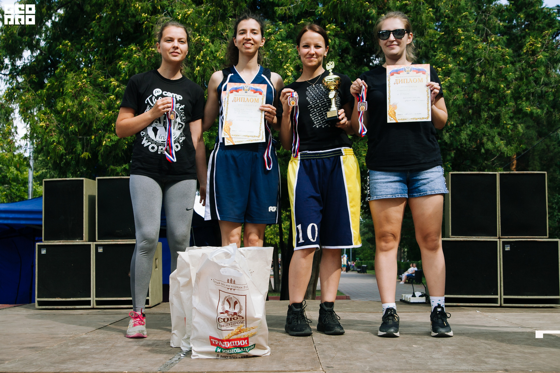 0388 190810 Оранжевый мяч.jpg