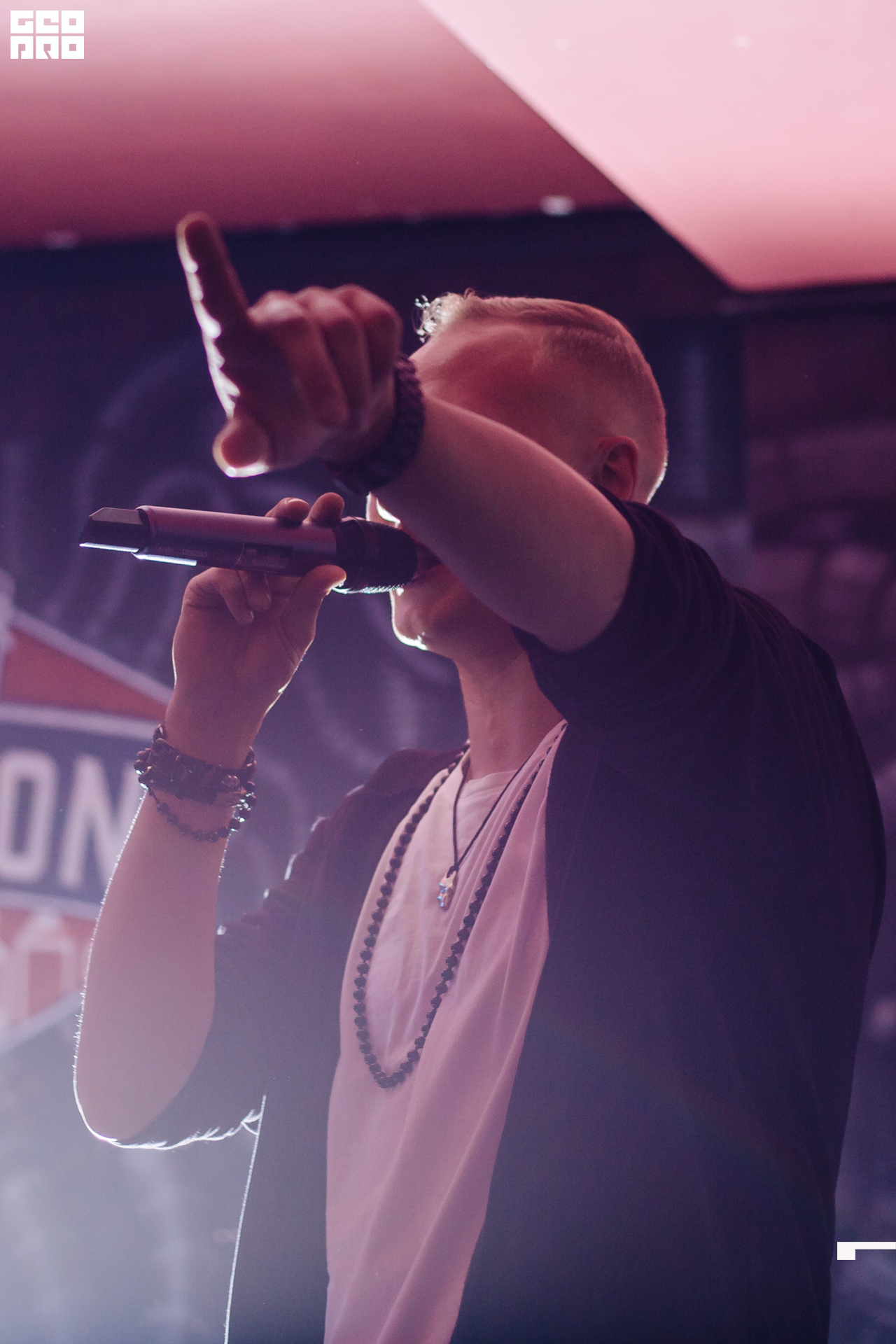 19-09-26 22-08-47.jpg