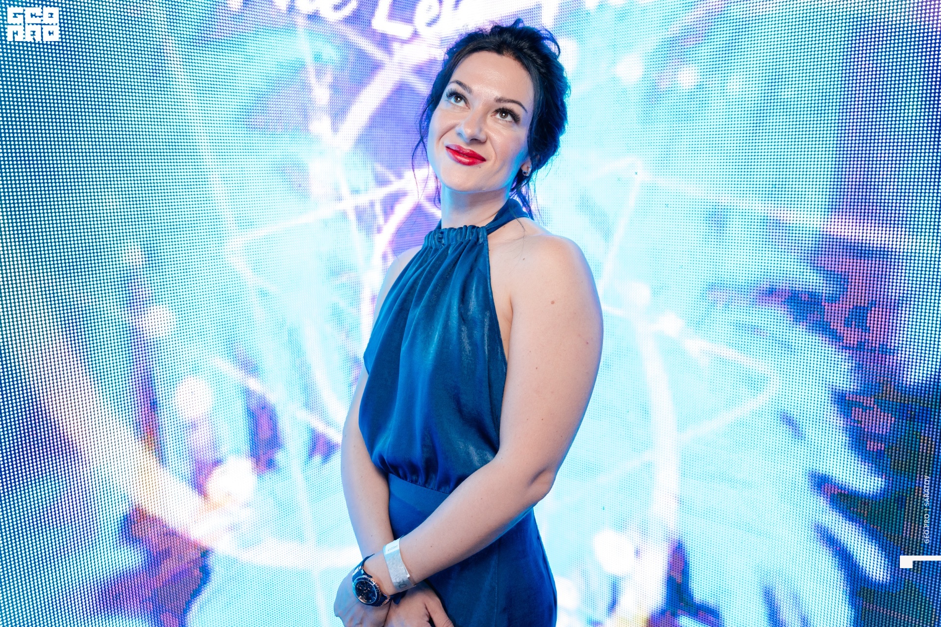 2018-07-27 at 22-12-54.jpg