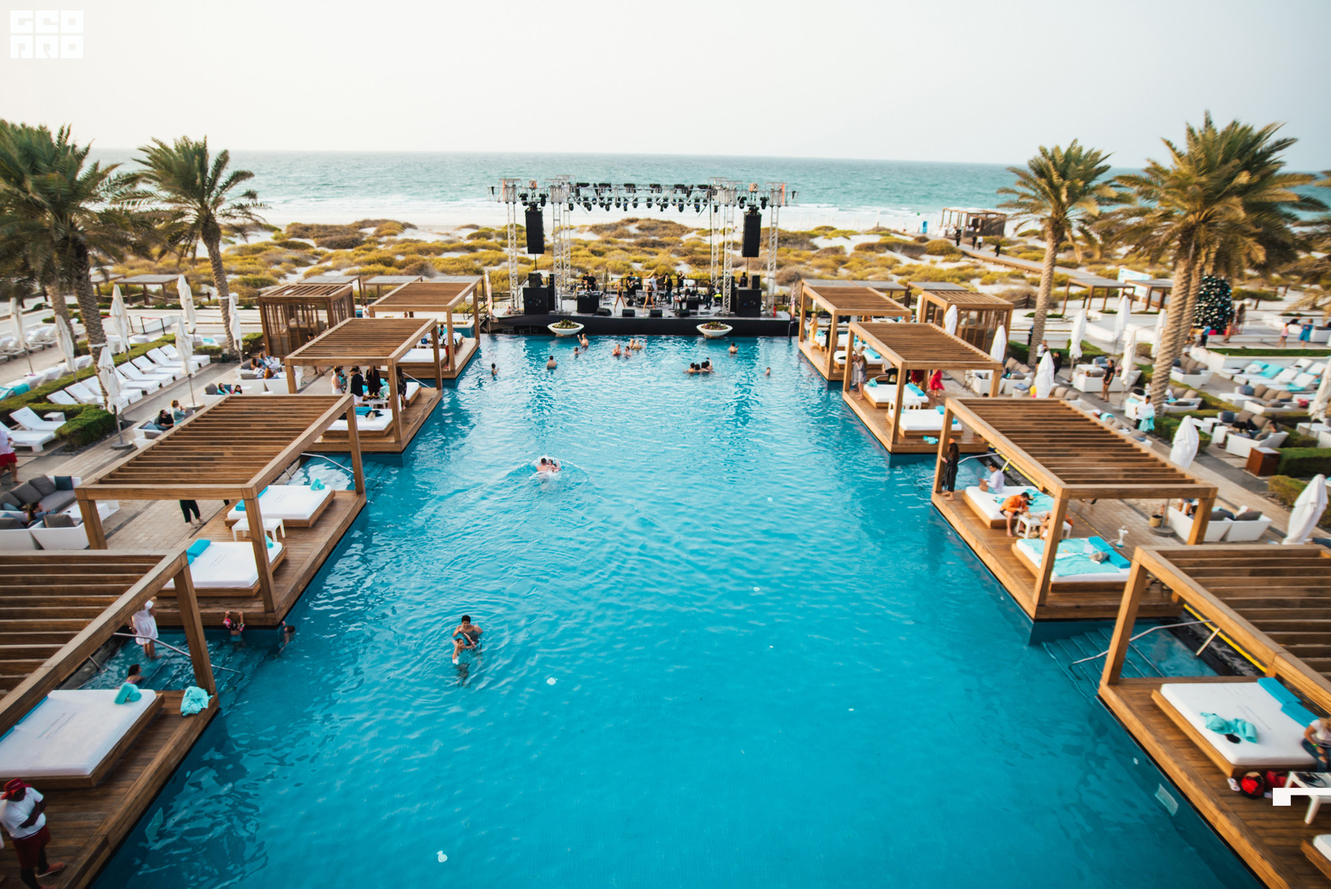 Saadiyat_beach_club_Geometria.tv-DF-0018.jpg