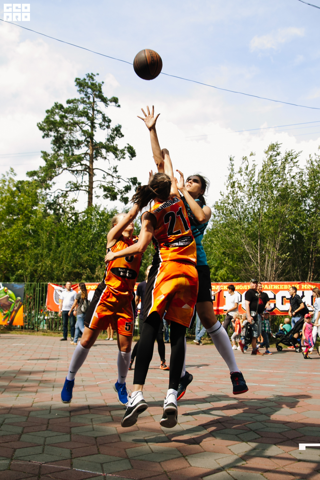 0244 190810 Оранжевый мяч.jpg