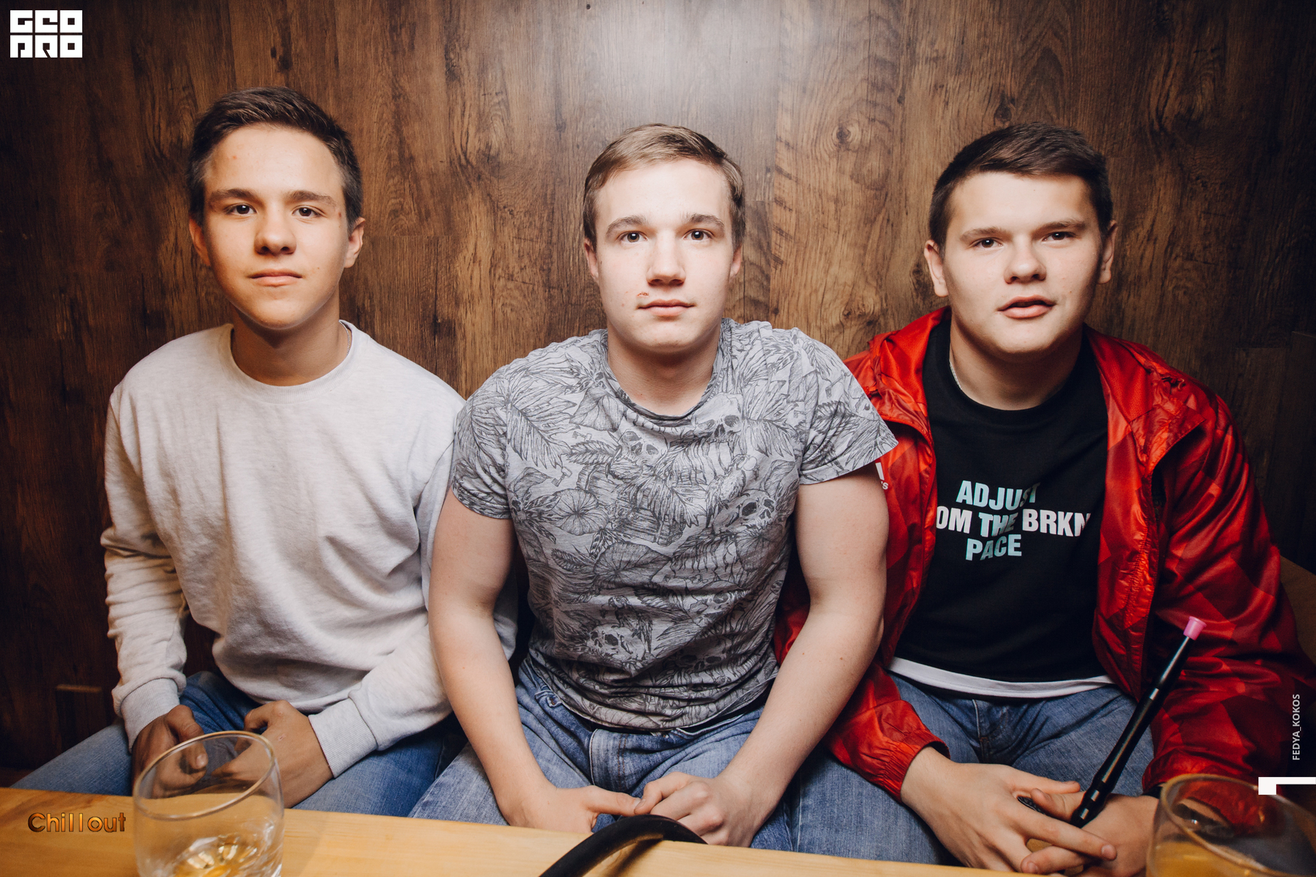 19-09-28 22-33-26.jpg