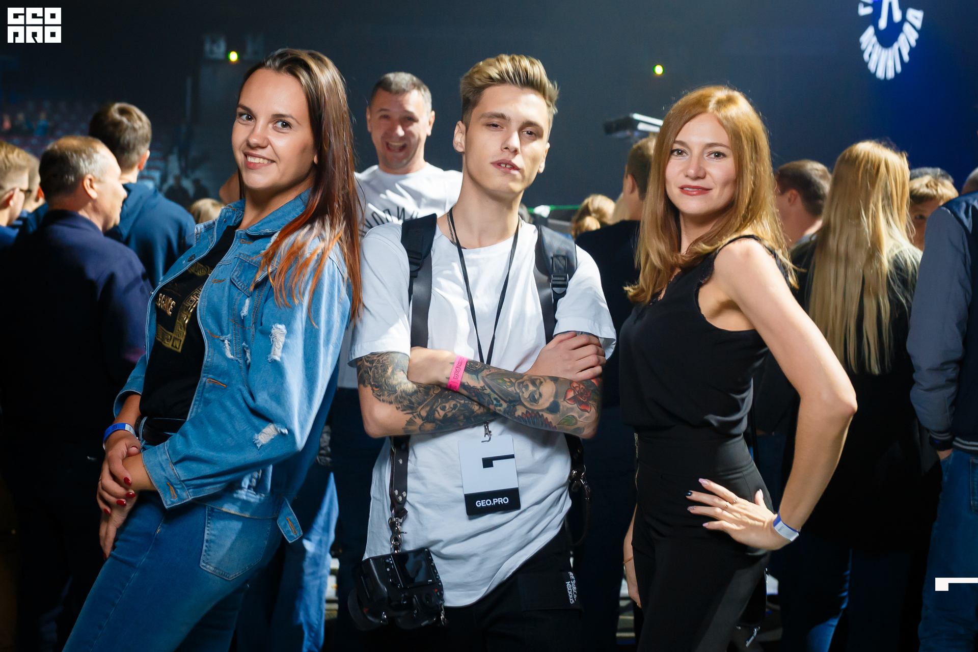 19-09-22 18-43-09.jpg