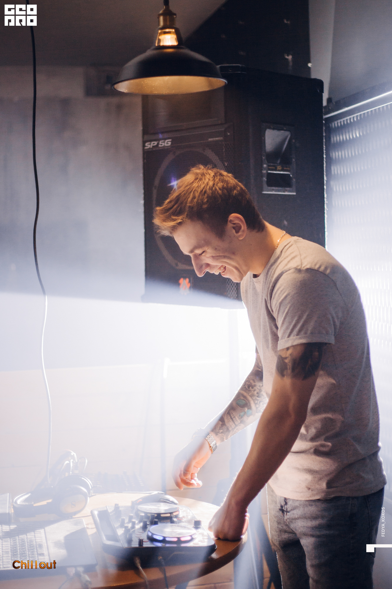 19-09-28 22-59-55.jpg