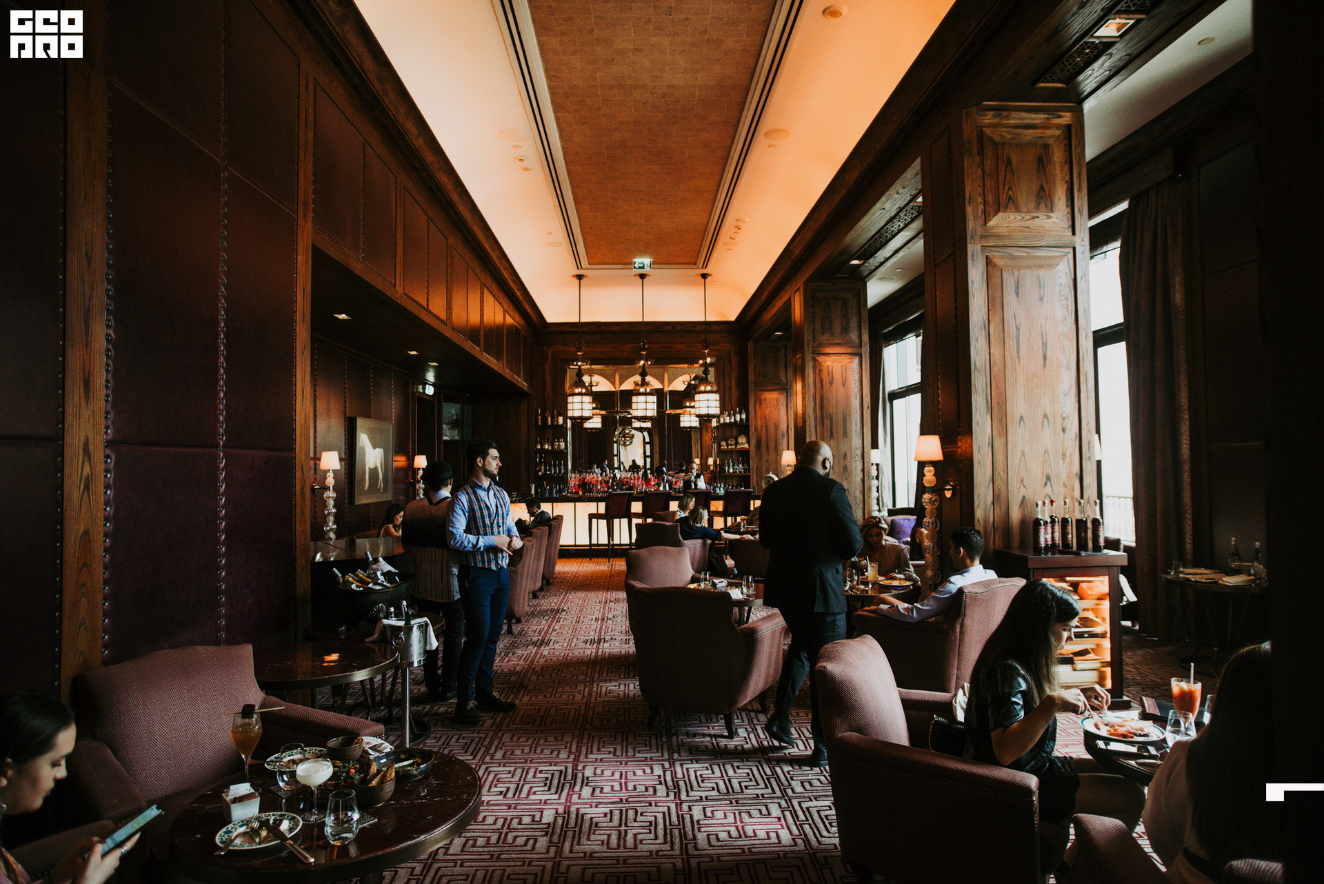 Hendricks-Geometria.tv. -DF0003.jpg