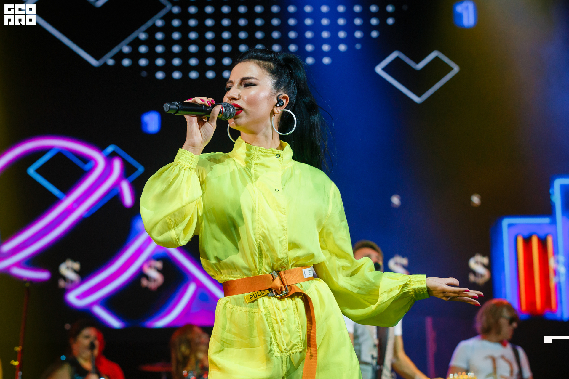 19-09-22 21-35-43.jpg