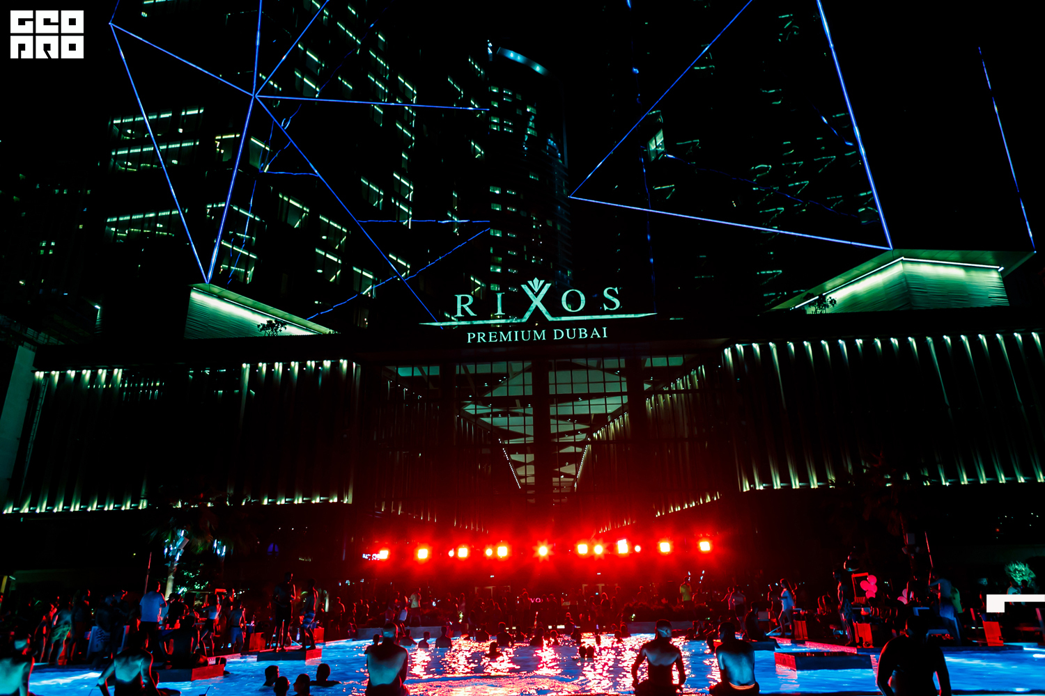 Vogue (24 of 78).jpg