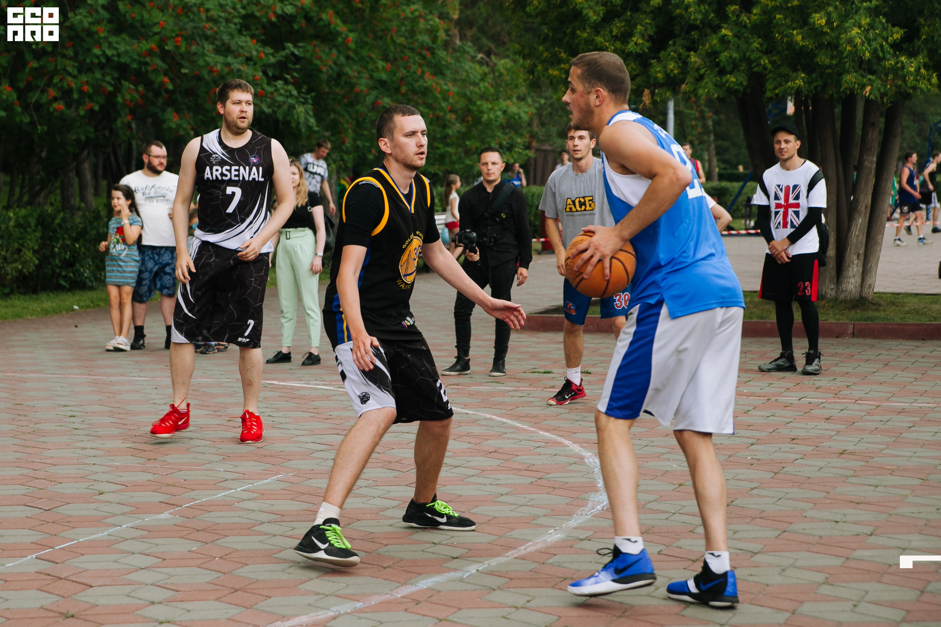 0414 190810 Оранжевый мяч.jpg