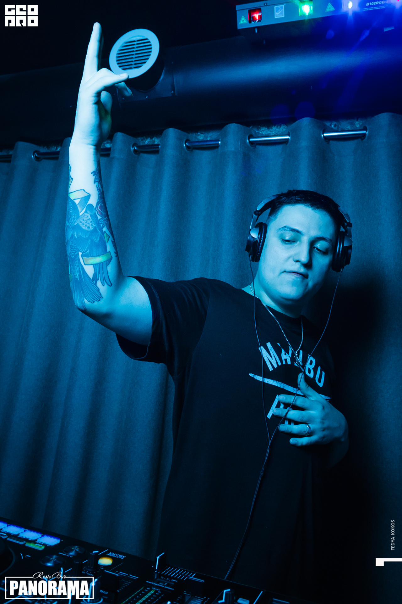 19-08-10 02-33-06.jpg