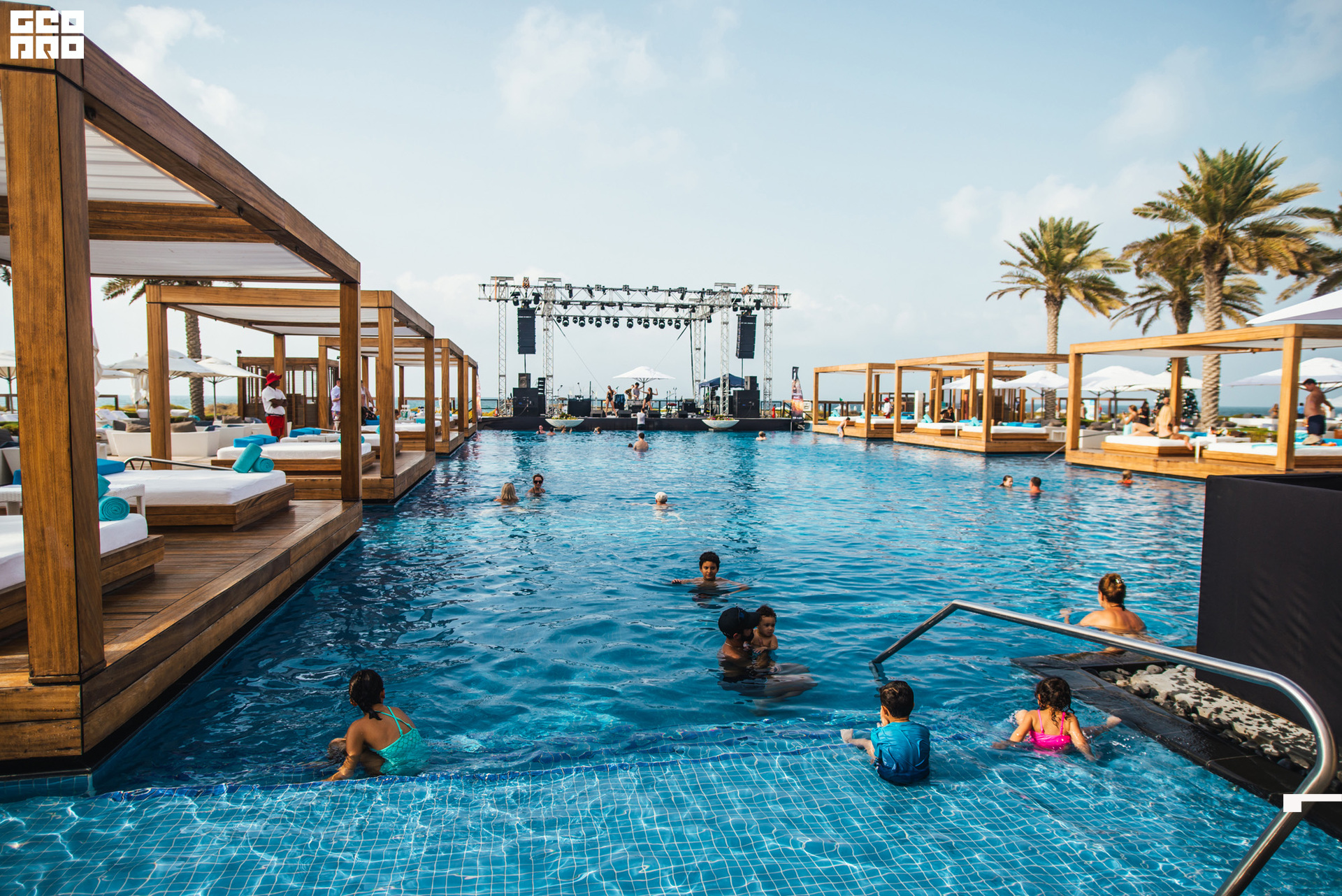 Saadiyat_beach_club_Geometria.tv-DF-0040.jpg