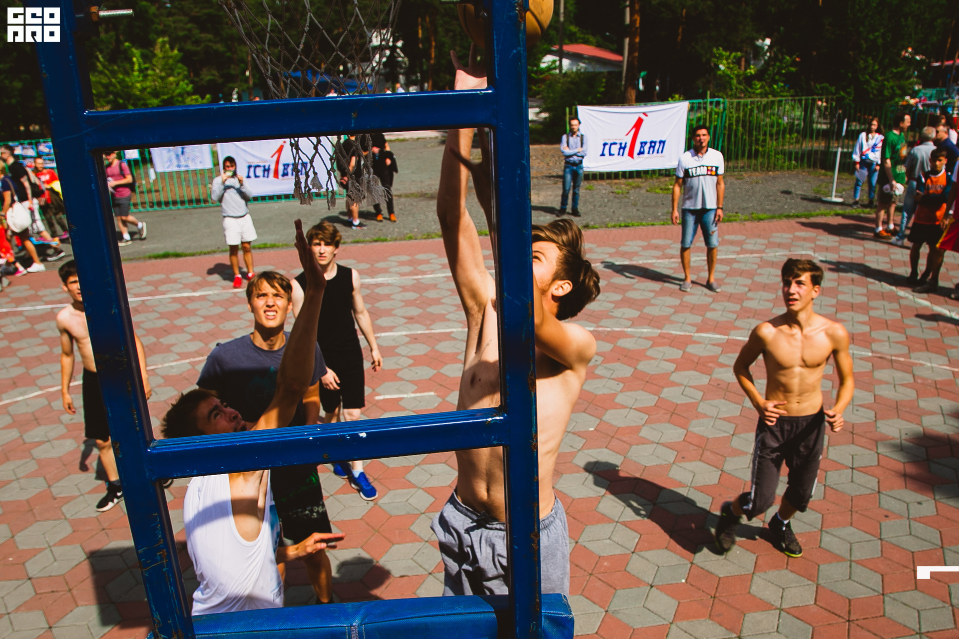 0160 190810 Оранжевый мяч.jpg