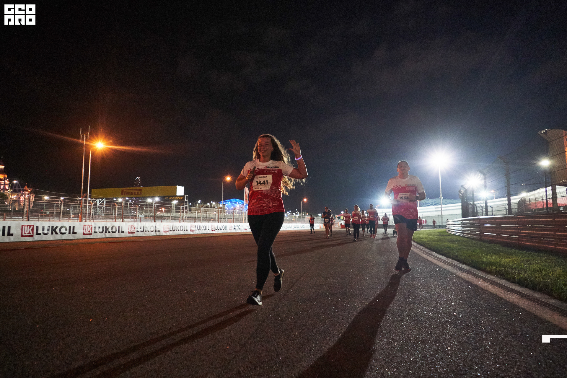 28_09_19 ночной забег лукойл_490.jpg