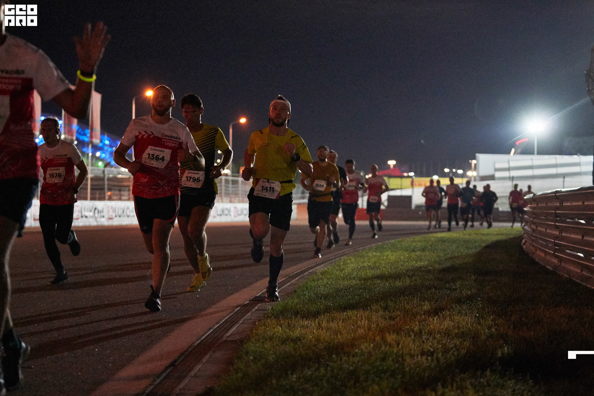 28_09_19 ночной забег лукойл_363.jpg