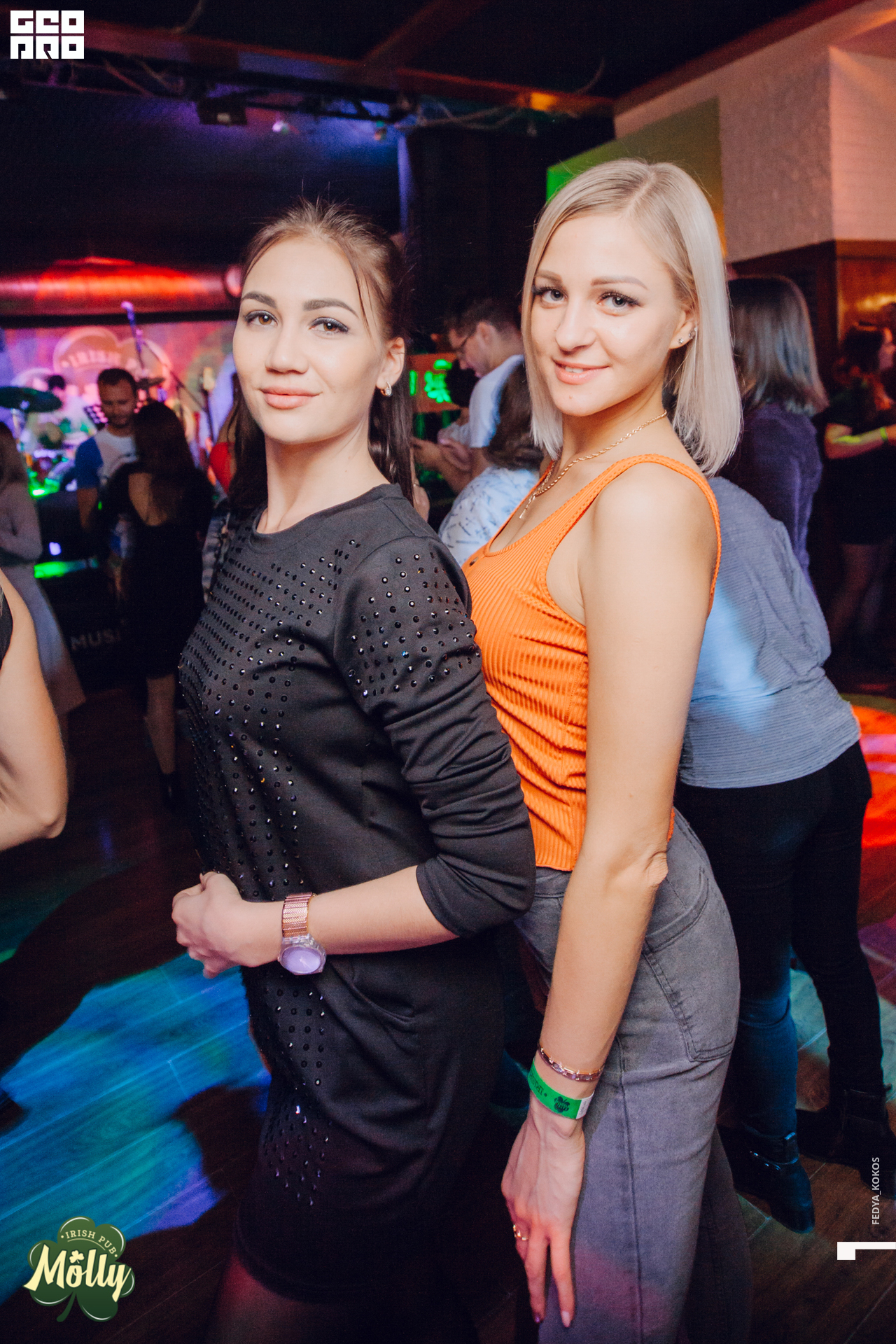 19-10-04 23-57-14.jpg