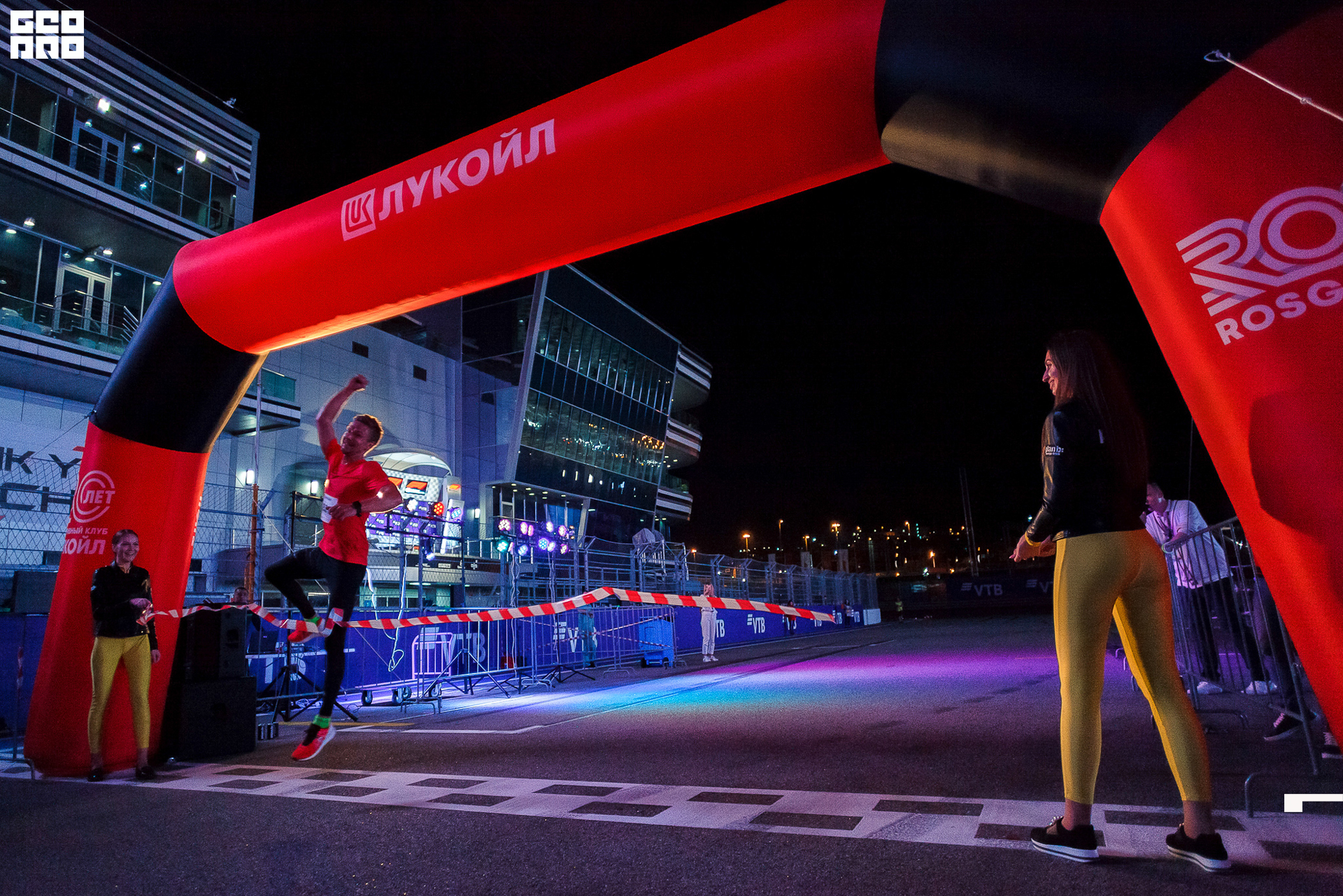 28_09_19 ночной забег лукойл_529.jpg