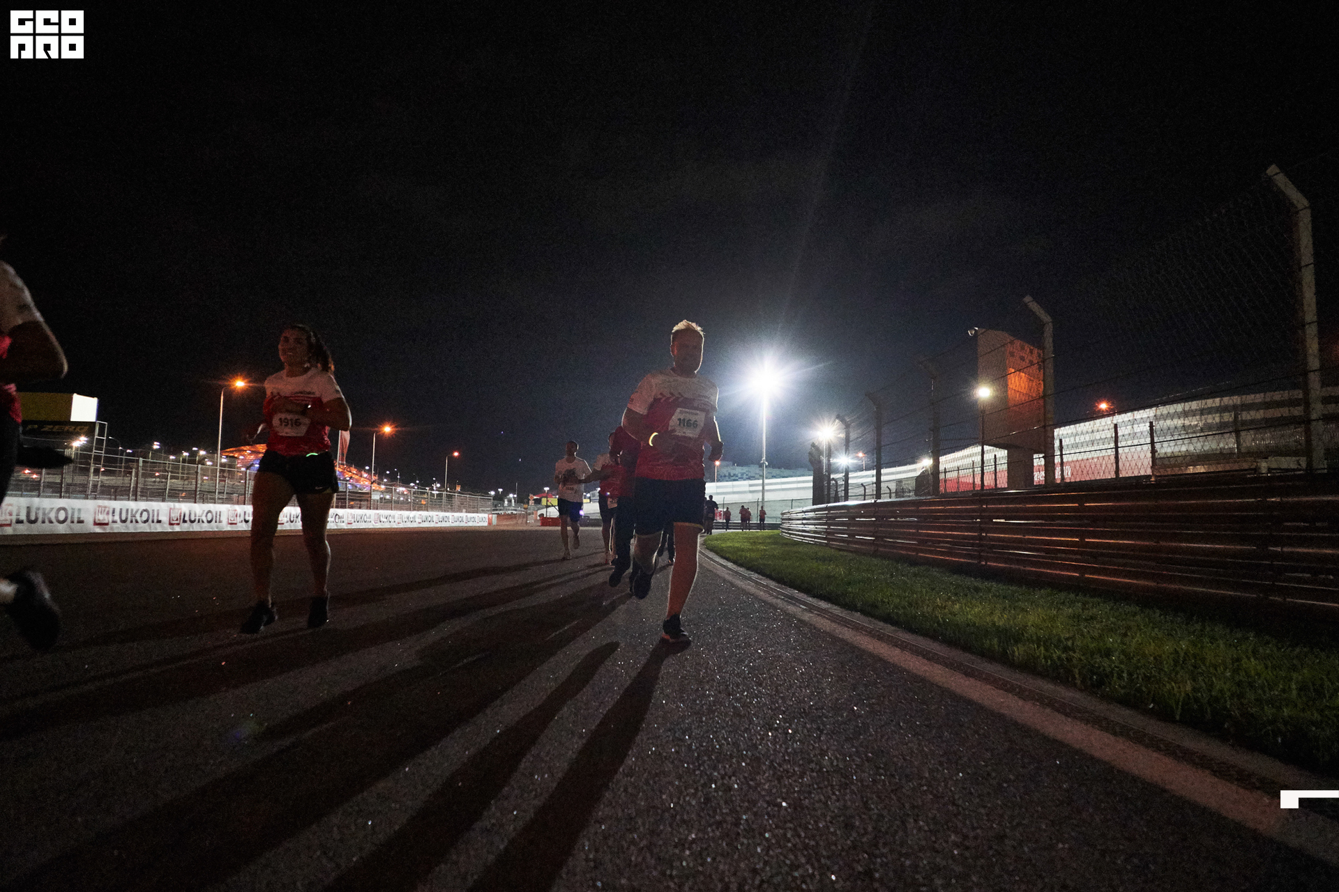 28_09_19 ночной забег лукойл_456.jpg