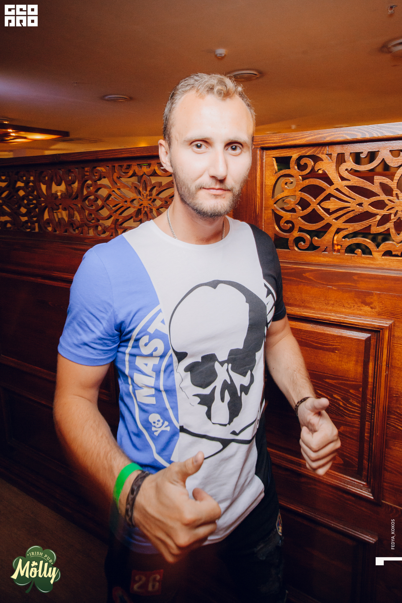 19-10-04 23-34-50.jpg