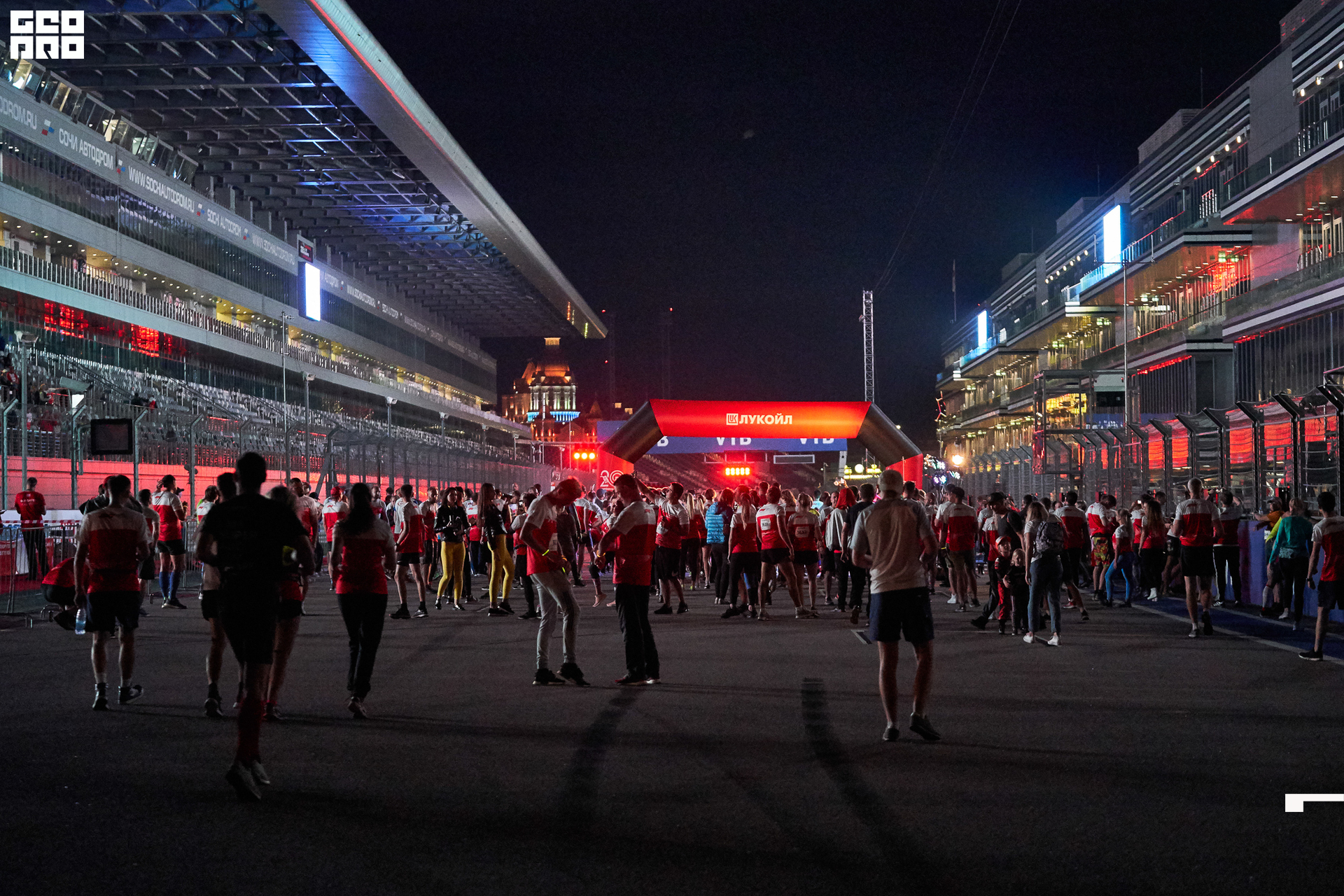 28_09_19 ночной забег лукойл_112.jpg