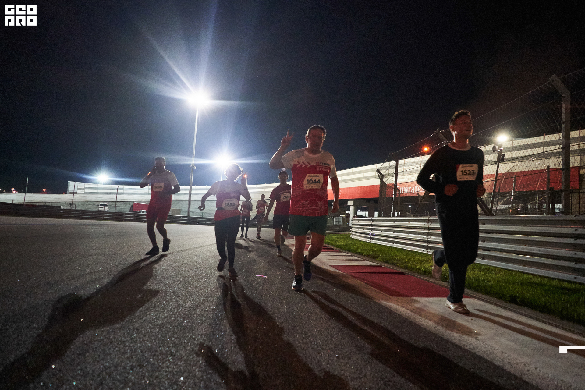 28_09_19 ночной забег лукойл_520.jpg