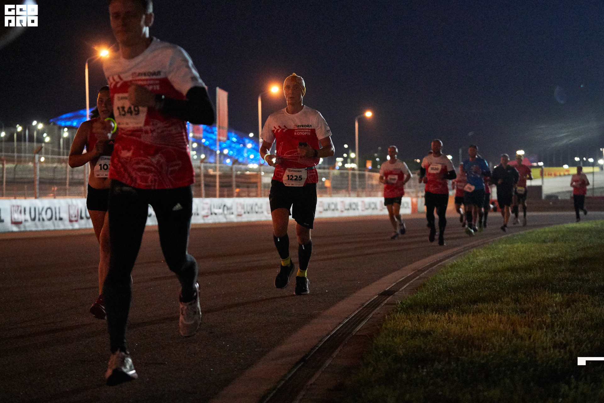 28_09_19 ночной забег лукойл_370.jpg