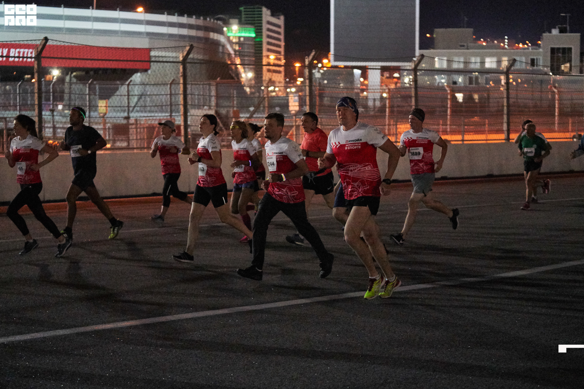 28_09_19 ночной забег лукойл_262.jpg