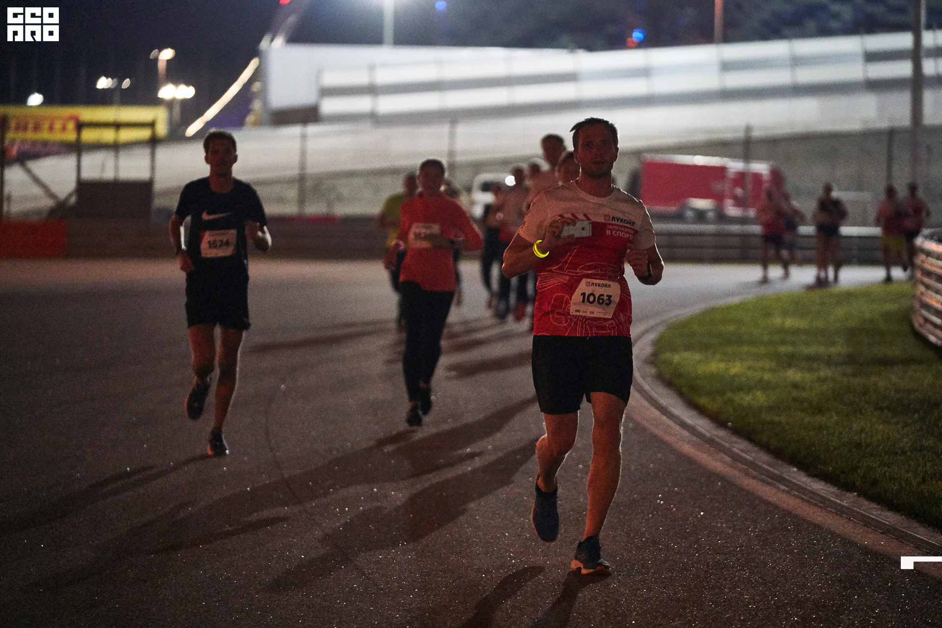 28_09_19 ночной забег лукойл_431.jpg