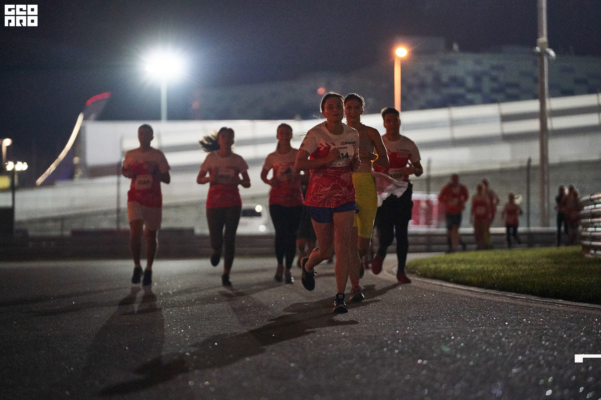 28_09_19 ночной забег лукойл_440.jpg