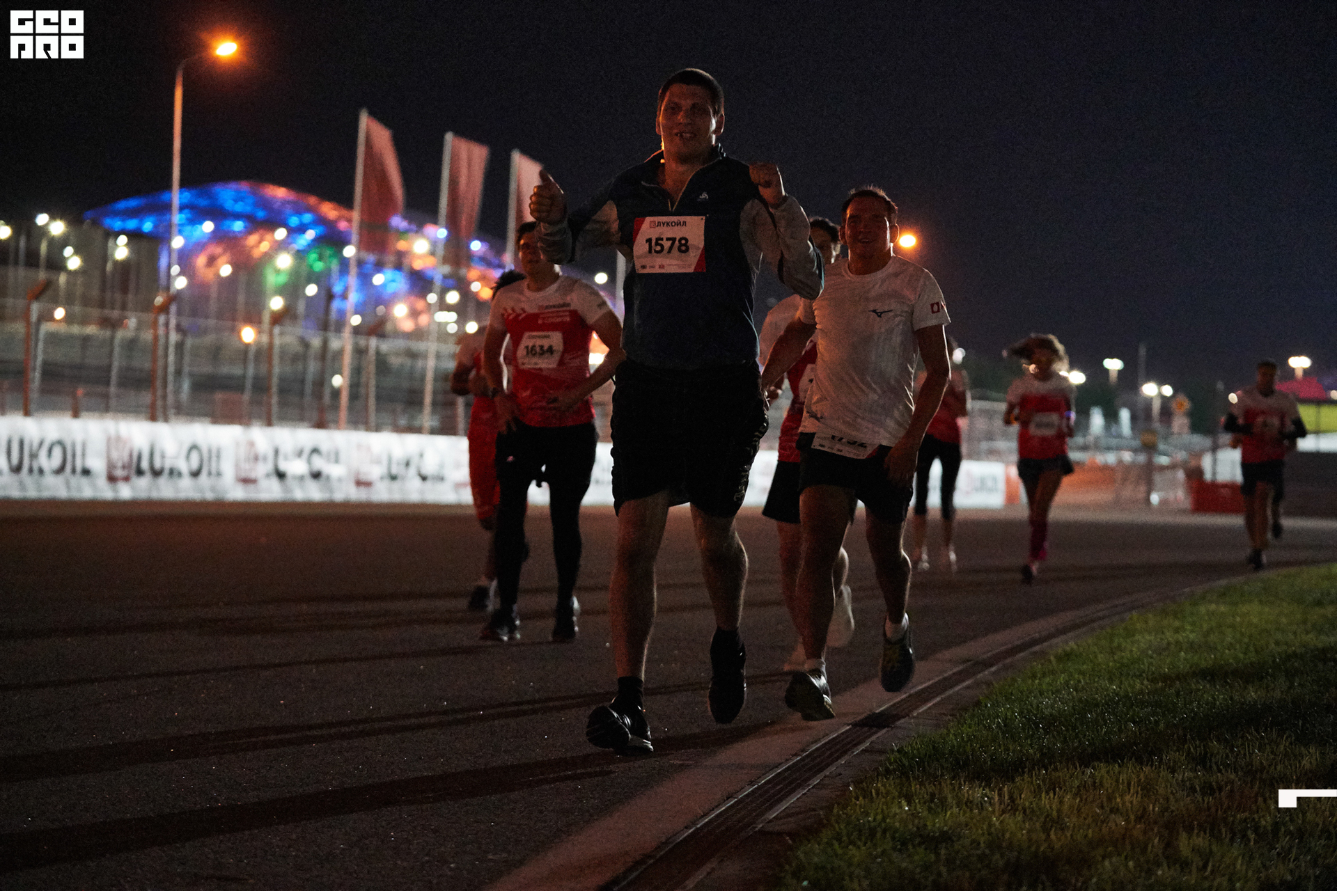 28_09_19 ночной забег лукойл_402.jpg