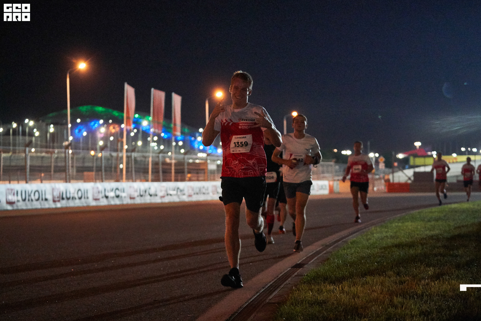 28_09_19 ночной забег лукойл_376.jpg