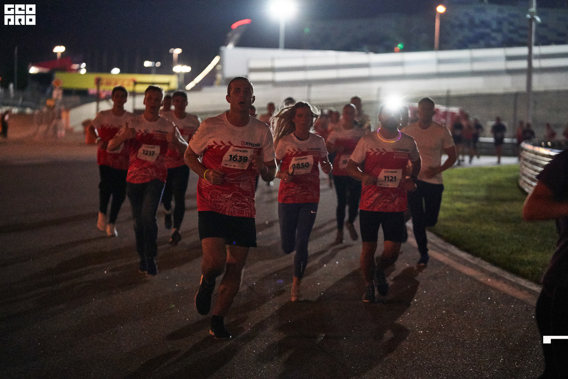 28_09_19 ночной забег лукойл_430.jpg