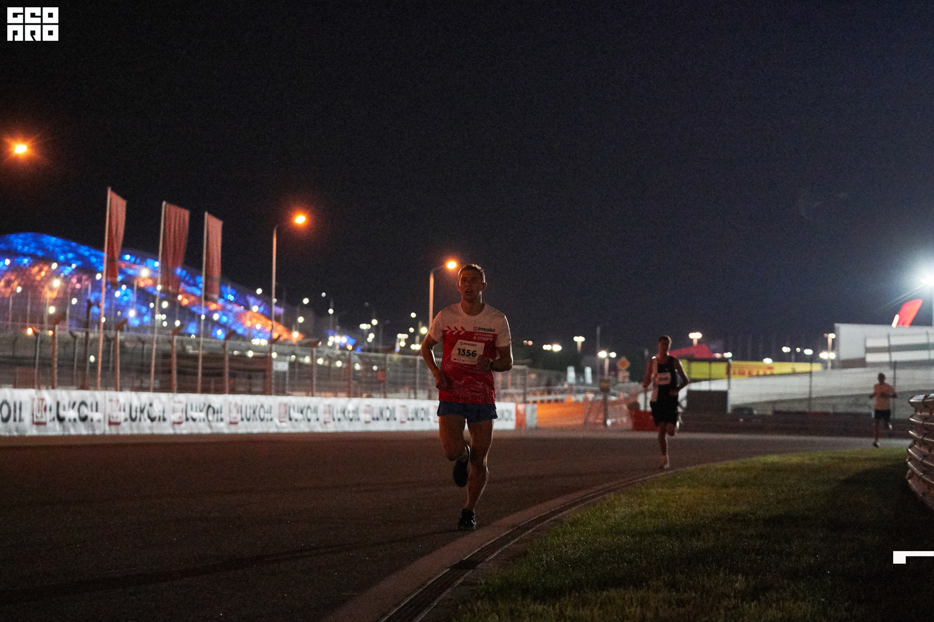 28_09_19 ночной забег лукойл_302.jpg