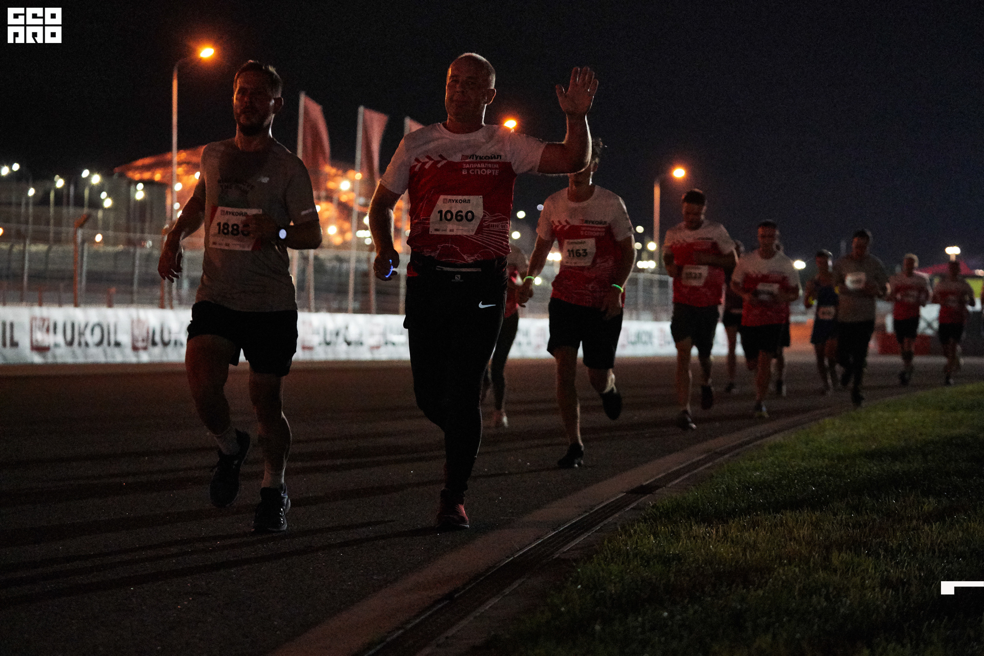 28_09_19 ночной забег лукойл_415.jpg